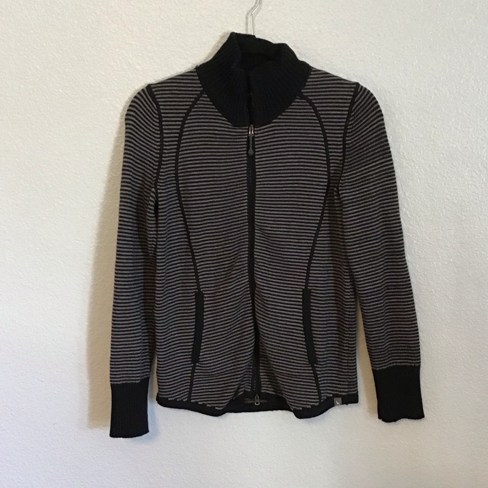 Eddie Bauer Zip Up Sweater. NWT